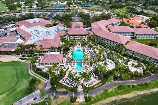 Building Photo - 4 Ironwood Way N