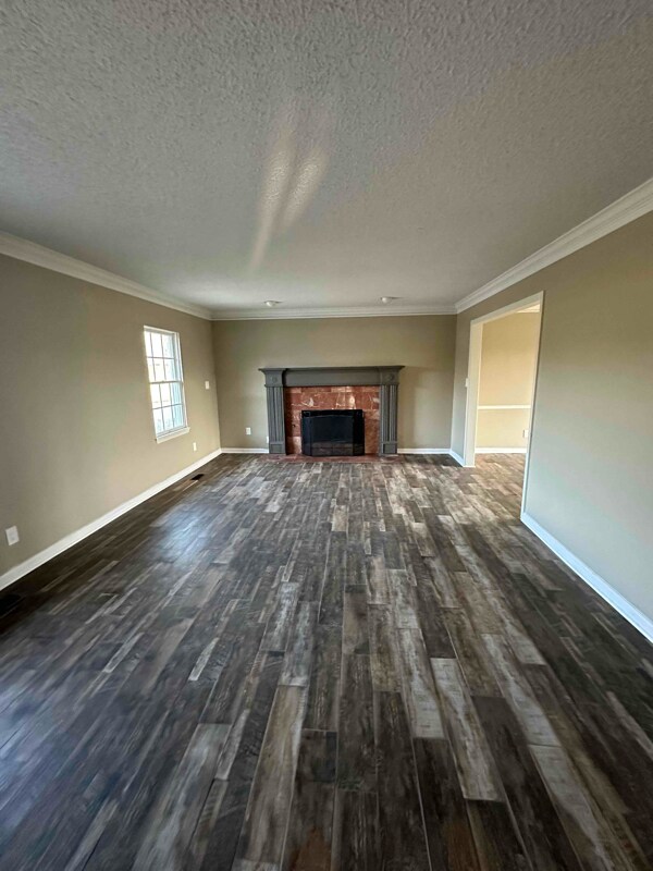 Building Photo - 9224 W 1st St