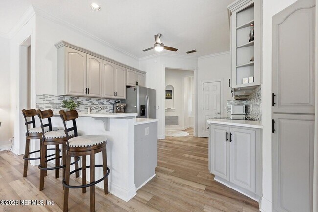 Building Photo - 3667 Cattail Dr S