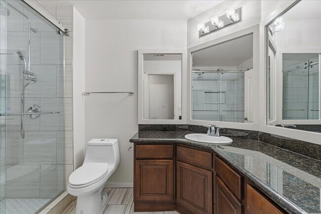 Building Photo - $1,500/mo – 2BR/1BA Condo in Northwest Austin with Stone Fireplace & Balcony