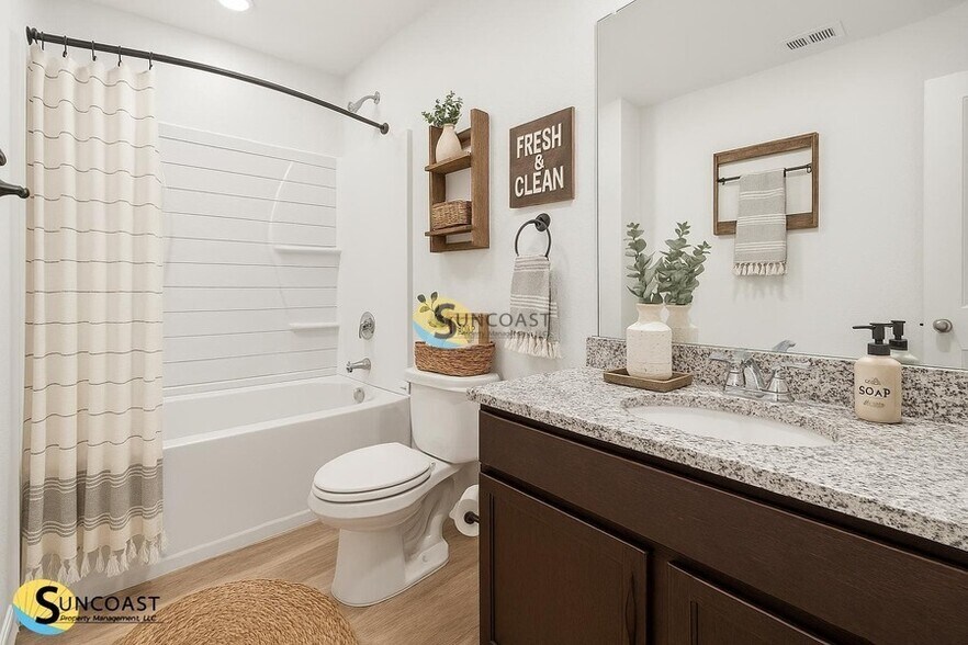 Building Photo - 7638 Mailes Ct