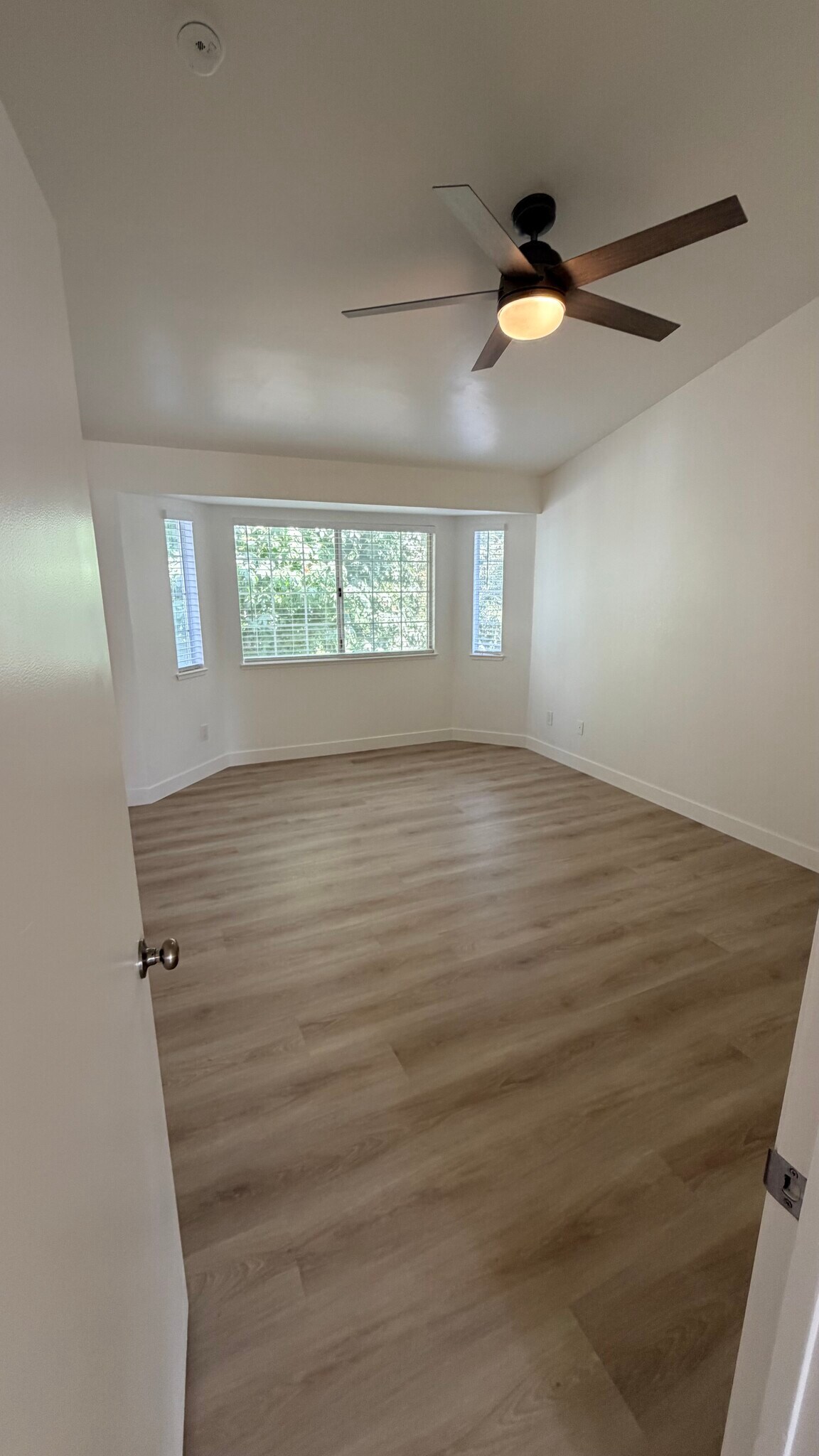 Building Photo - 2600 Brookside Dr
