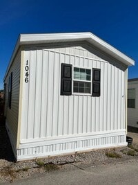 Building Photo - Lot 10