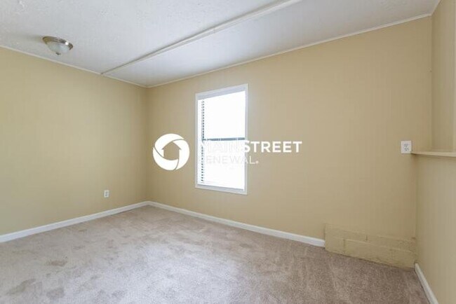 Building Photo - 4 Bedroom Pet-Friendly Home in Marietta, G...