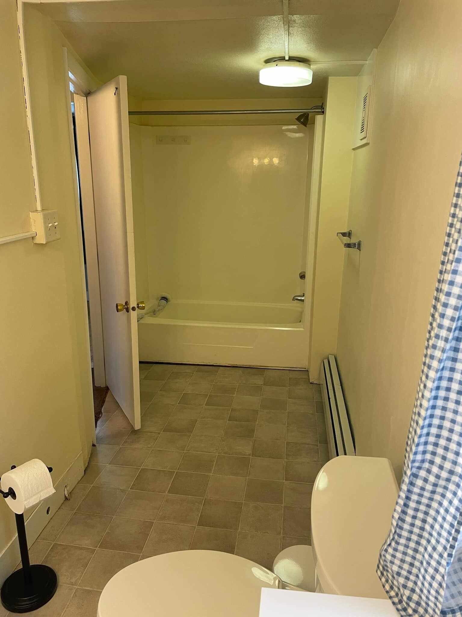 Building Photo - 87 Lincoln Ave