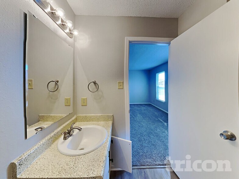 Building Photo - 6219 Monteo Ln