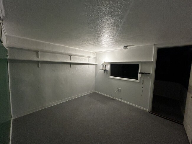 Building Photo - 3Br brick house with garage and finished b...