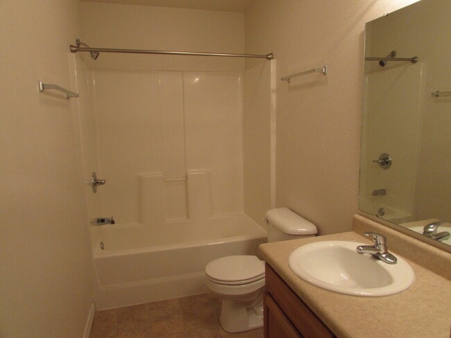 Building Photo - 6540-MF1-E2