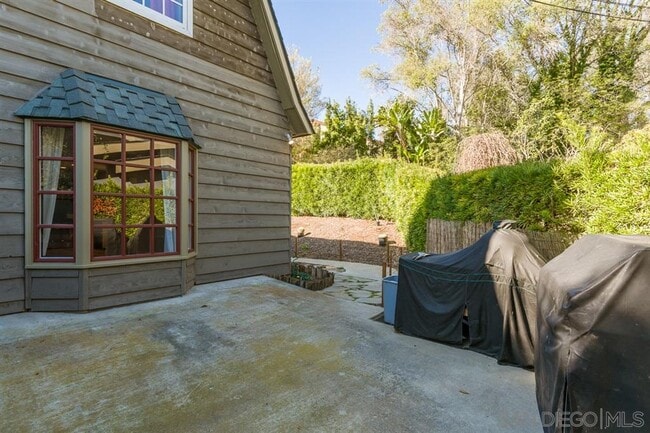 Building Photo - 4910 Ladera Sarina