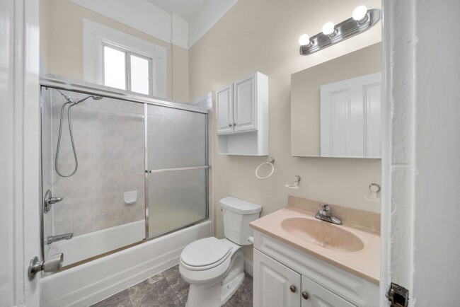 Building Photo - MISSION DISTRICT APARTMENT FOR RENT - $3,5...