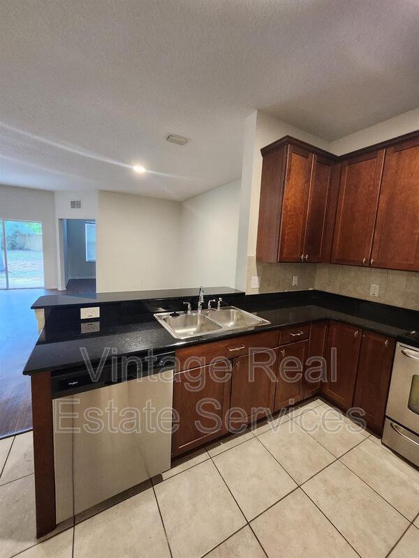 Building Photo - 9333 Stone River Pl