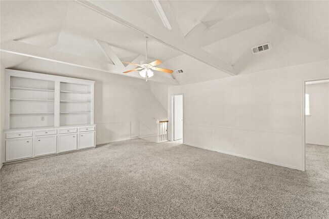 Building Photo - 14110 Saddlebend Dr