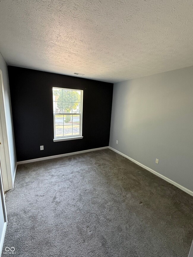 Building Photo - 9230 Eden Woods Ct