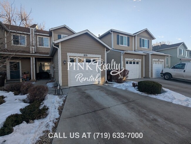 Building Photo - 870 Red Thistle View