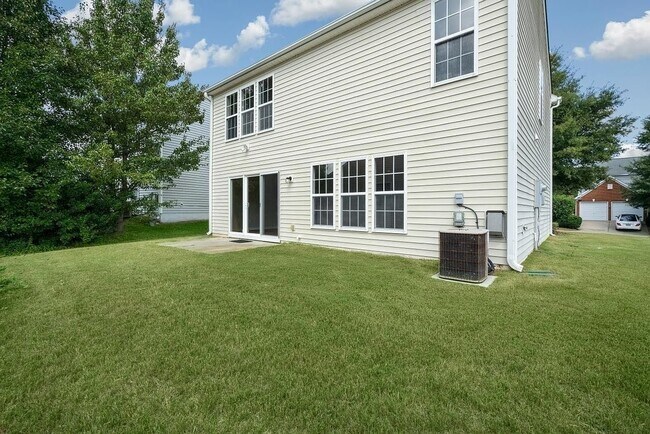 Building Photo - 5020 Babbling Brook Dr