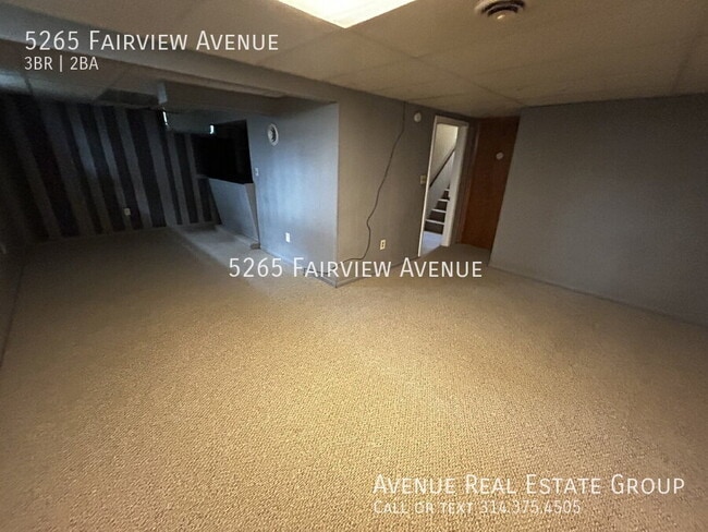 Building Photo - 5265 Fairview Ave