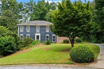 Building Photo - 2340 Castleridge Ct