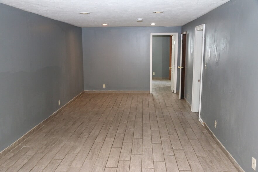 Living Room - 3008 E 15th St