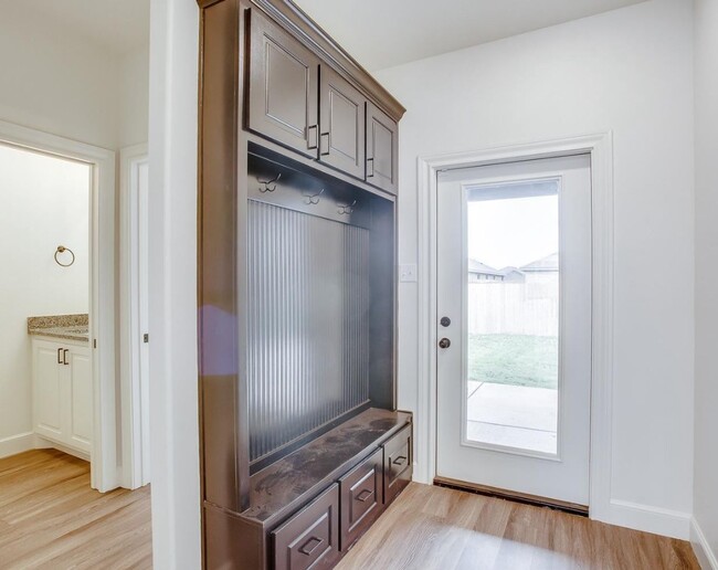 Building Photo - Great 4 bed 2.5 bath in COOPER ISD