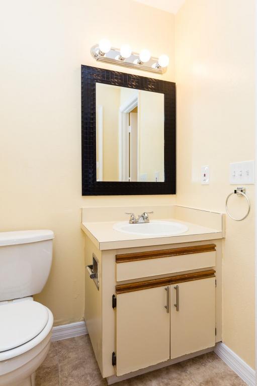 Building Photo - 441 Fountainhead Cir
