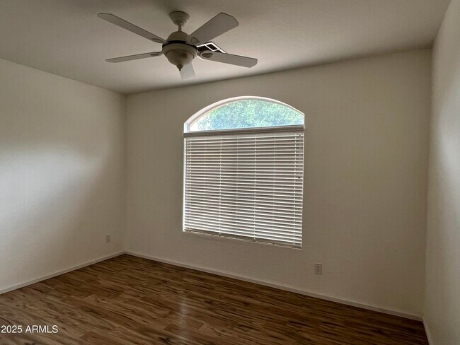 Building Photo - 4484 E Redfield Ct