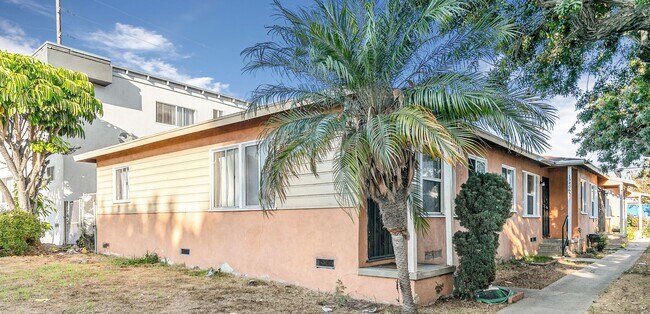 Building Photo - 13410 S Vermont Ave