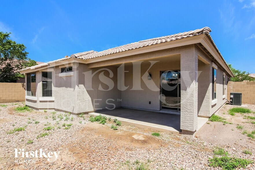 Building Photo - 7221 W Marlette Ave