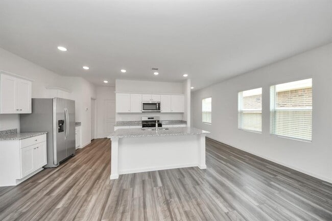 Building Photo - 10304 Florance Spring Dr
