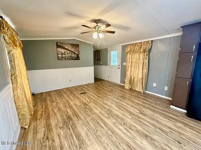 Building Photo - 7310 Pineview Dr