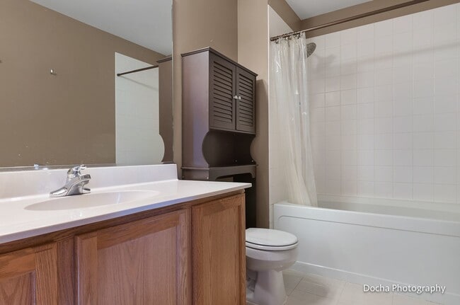 Building Photo - 2288 Hudson Cir