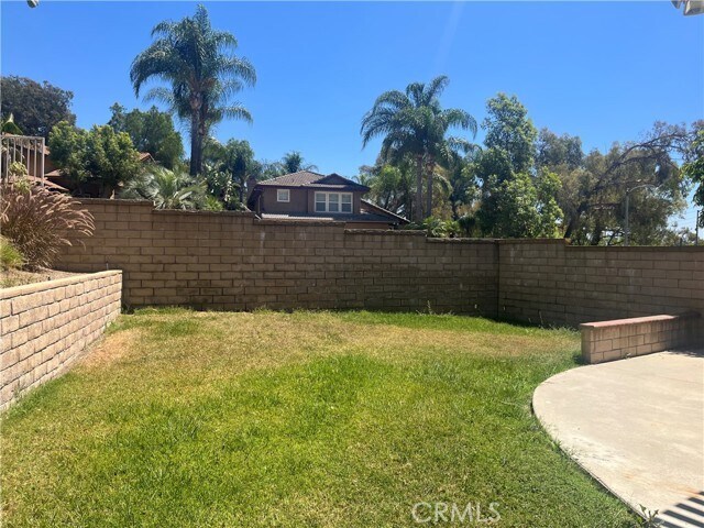 Building Photo - 2300 Meadow View Ln