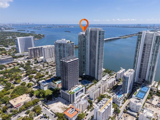 Building Photo - 650 NE 32nd St