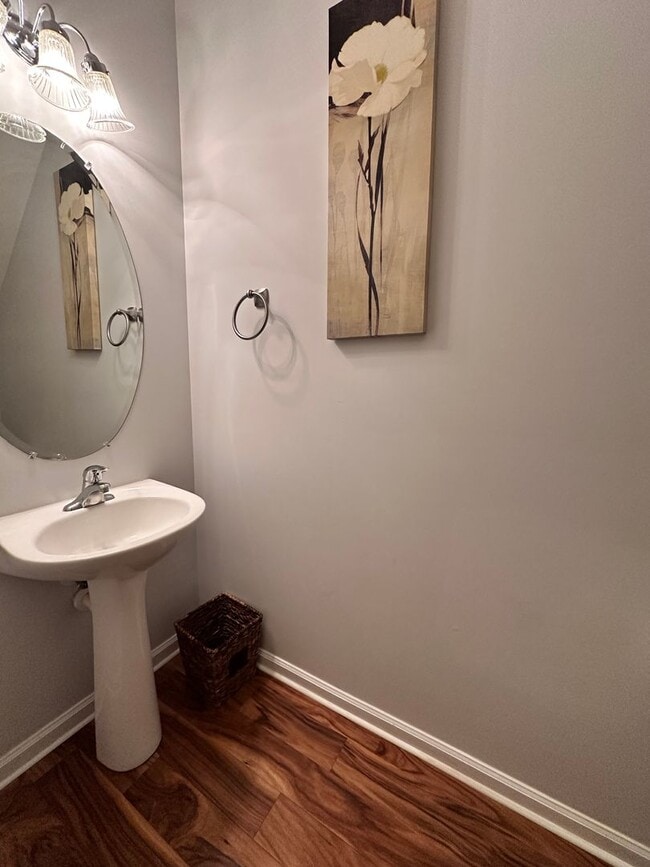 Building Photo - Exclusively Offered By Muse Realty