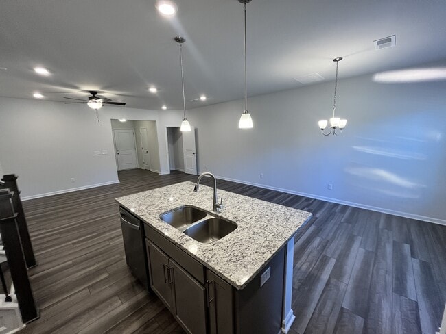 Building Photo - 922 Lampton Ct