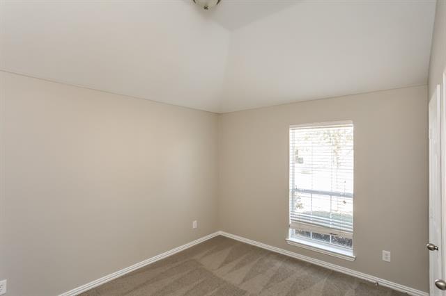 Building Photo - 3305 Overstreet Ln