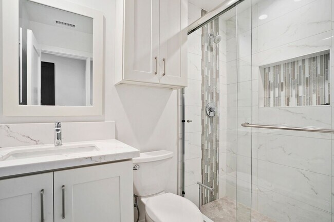 Building Photo - PALM