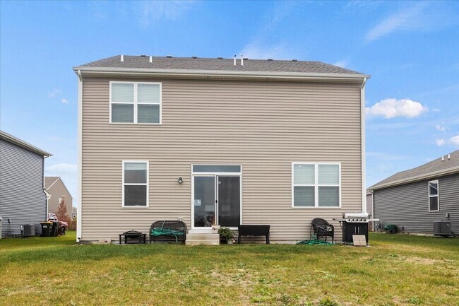 Building Photo - 1596 Dublin Dr