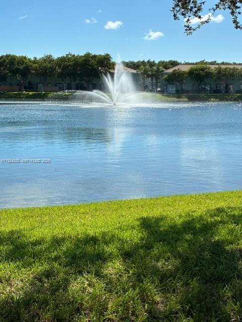 Building Photo - 1692 SE 29th Ct