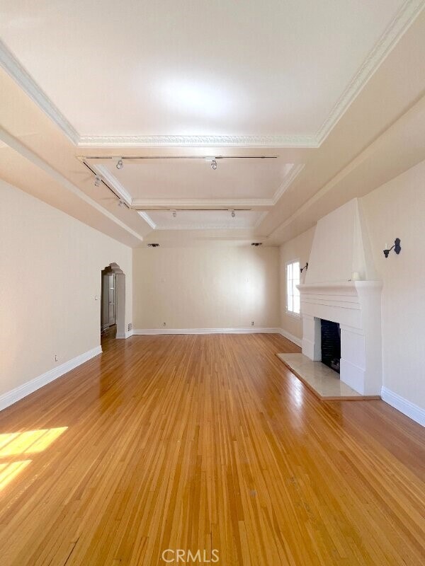 Building Photo - 223 S Gale Dr