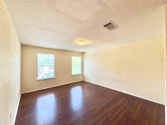 Building Photo - 17125 Dashwood Creek Dr