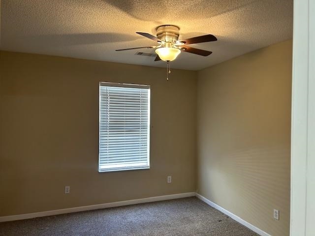 Building Photo - 1038 High Meadow Dr