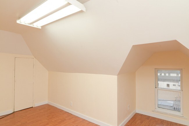 Building Photo - 808 Jefferson St