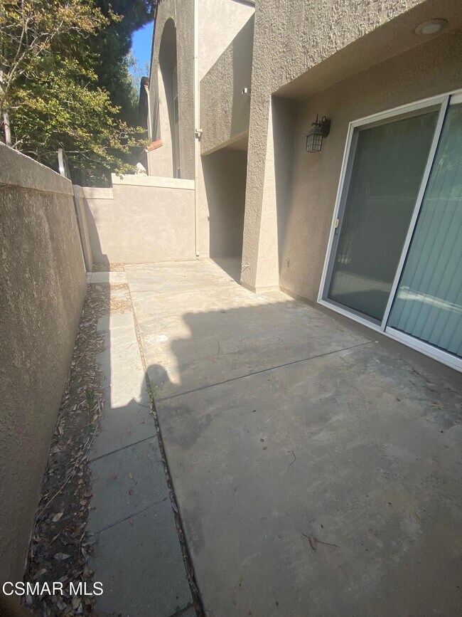 Building Photo - 11346 Old Ranch Cir