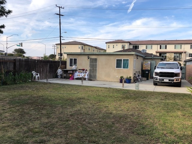 Large Backyard - 1048 W 223rd St