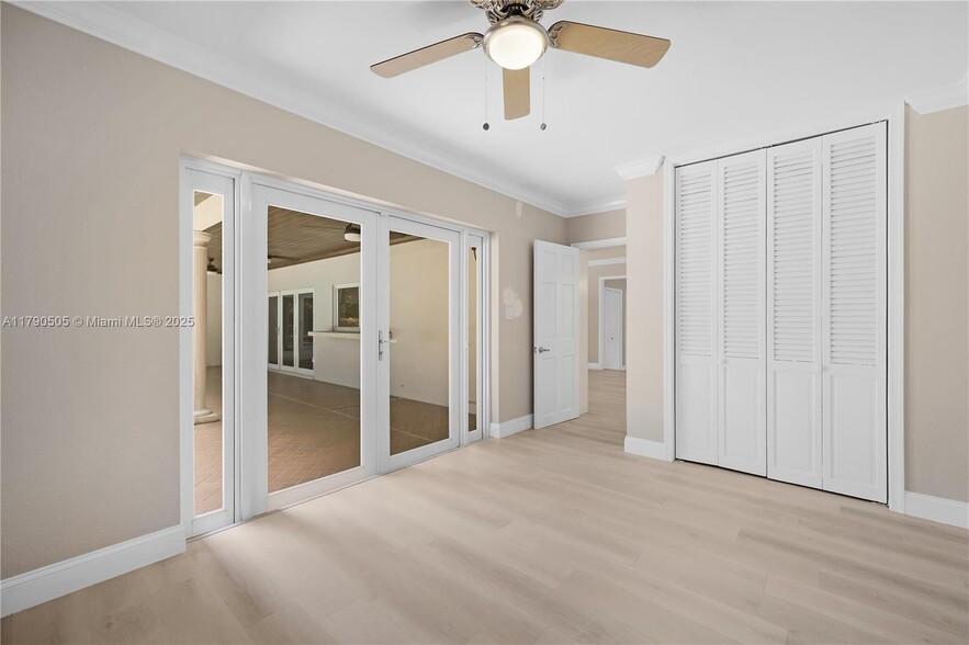 Building Photo - 12121 SW 110th Ave