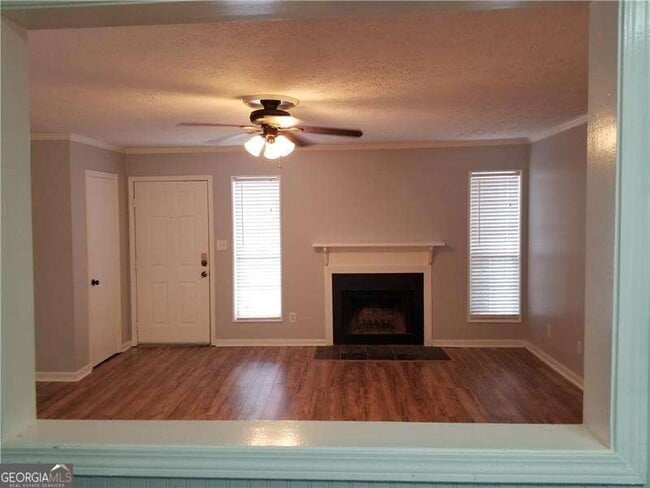 Building Photo - 107 Sterling Ct