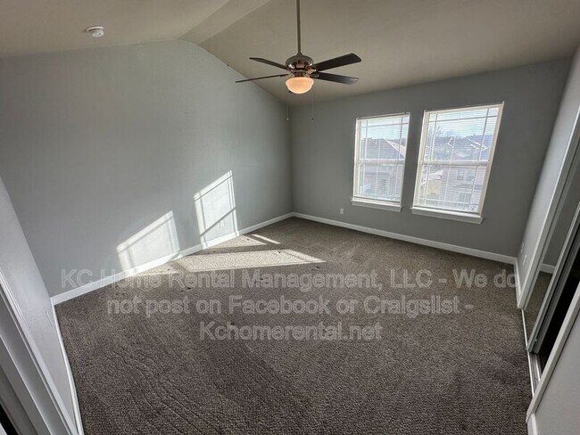 Building Photo - 10547 Kane Dr