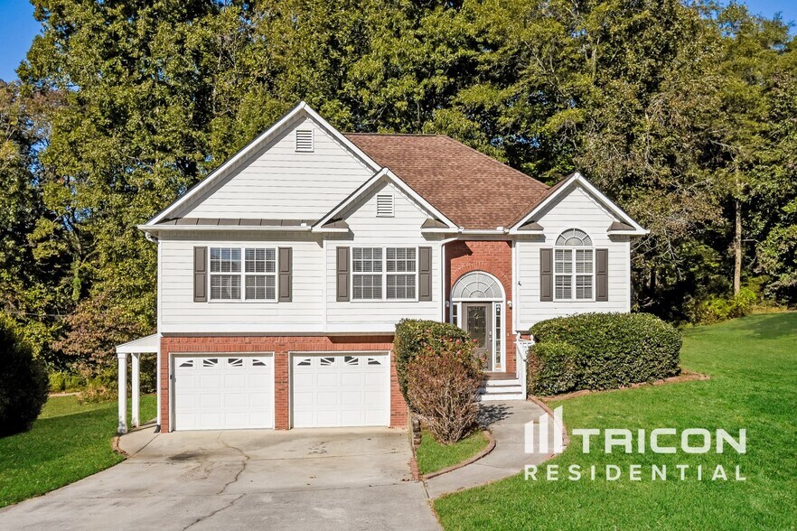 Primary Photo - 136 Brookside Way