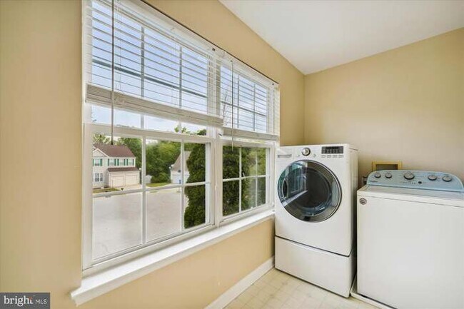 Building Photo - 11519 Shearwater Dr