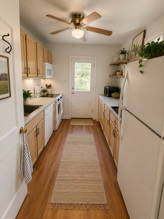 Building Photo - Charming 2-Bedroom Home with Flexible Bonus Room in Richmond's West End